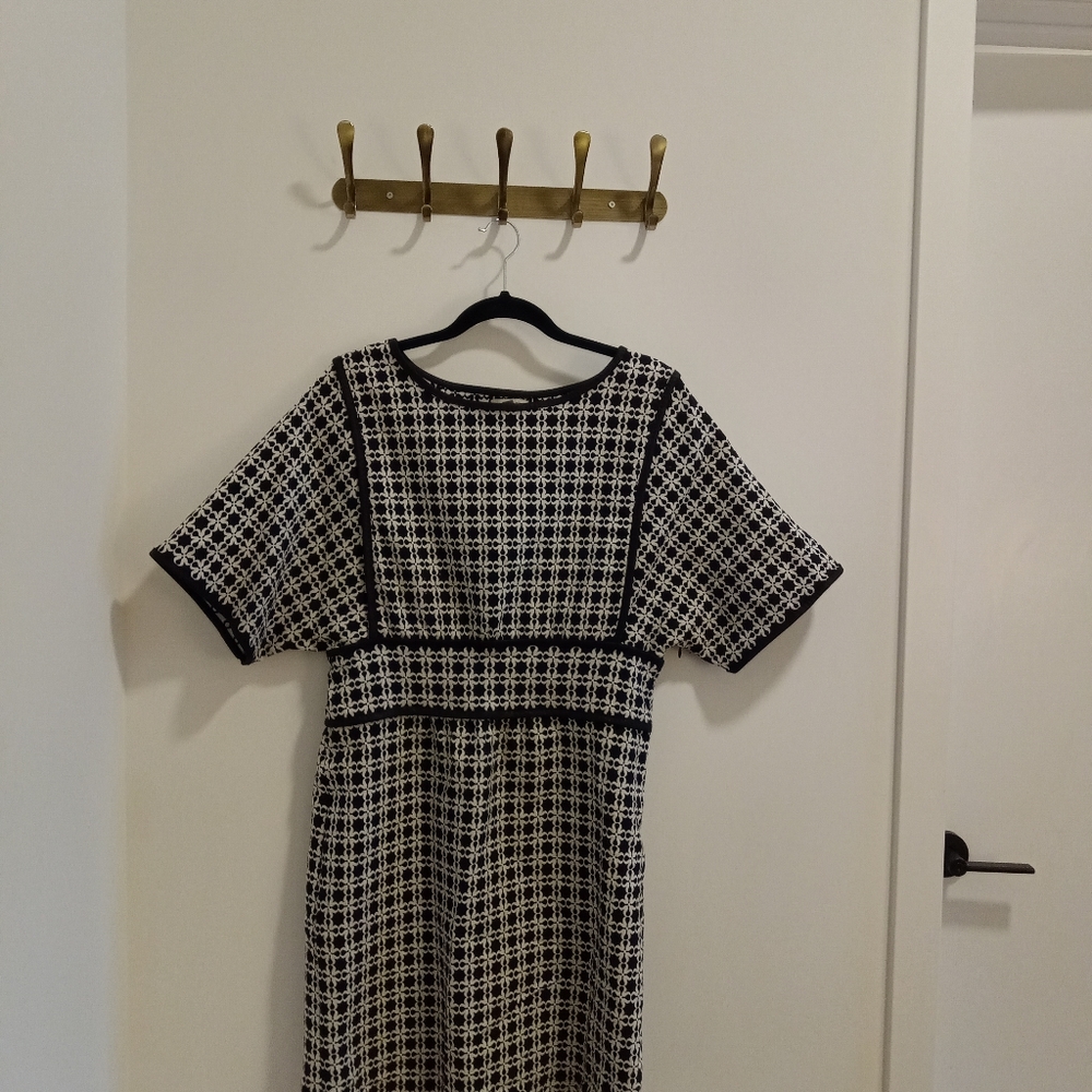 Max Studio Black & White Dress